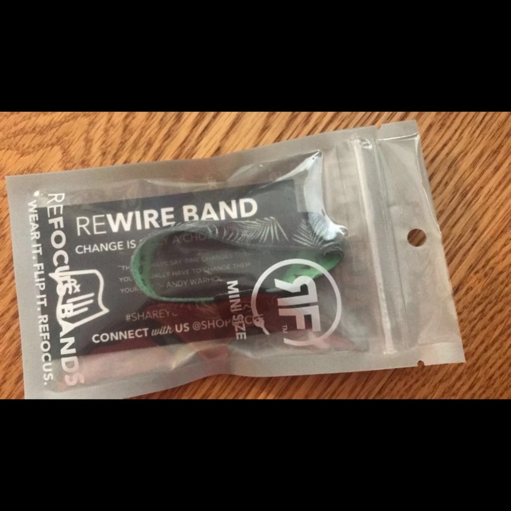 Rewire palm leaf bracelet